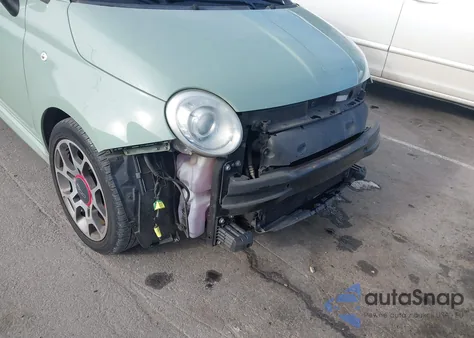 2012 Fiat 500 Sport z USA, uszkodzony, nr VIN 3C3CFFBR2CT179616